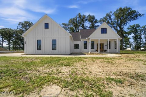 Tiny photo for 1531 Saint Andrews Drive, Bowling Green, OH 43402 (MLS # 10009958)