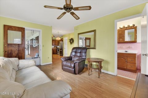 Tiny photo for 3431 Cragmoor Avenue, Toledo, OH 43614 (MLS # 10005953)