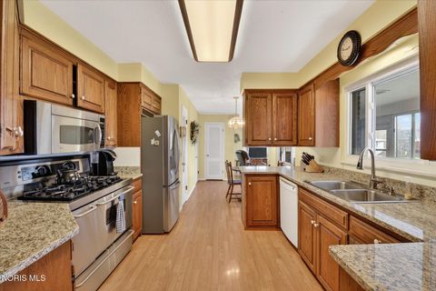 Tiny photo for 3431 Cragmoor Avenue, Toledo, OH 43614 (MLS # 10005953)