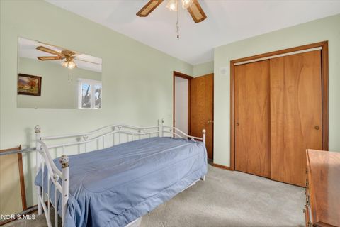 Tiny photo for 3431 Cragmoor Avenue, Toledo, OH 43614 (MLS # 10005953)