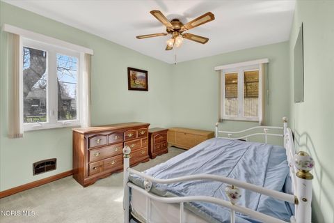 Tiny photo for 3431 Cragmoor Avenue, Toledo, OH 43614 (MLS # 10005953)