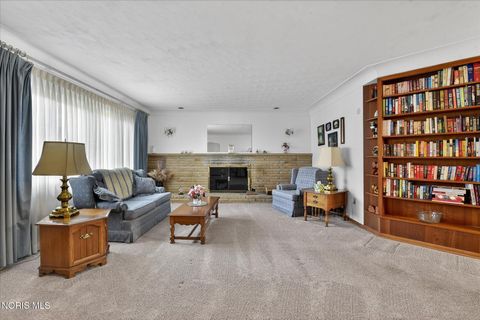 Tiny photo for 3431 Cragmoor Avenue, Toledo, OH 43614 (MLS # 10005953)