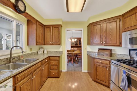 Tiny photo for 3431 Cragmoor Avenue, Toledo, OH 43614 (MLS # 10005953)