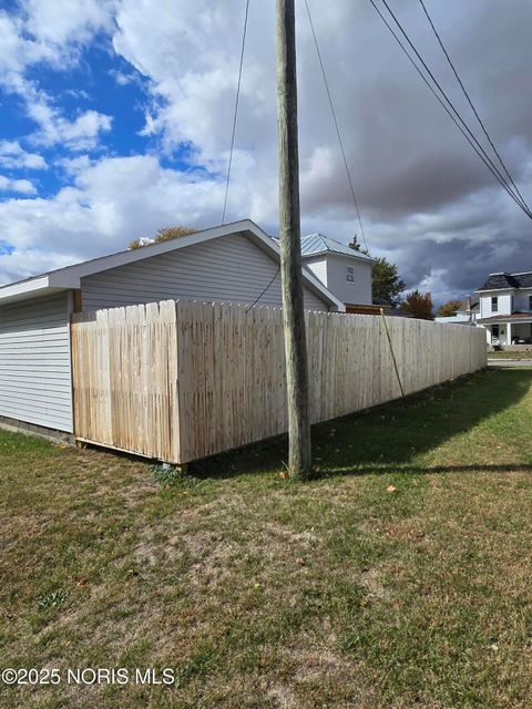 Tiny photo for 204 S Broadway Street, Columbus Grove, OH 45830 (MLS # 10000542)