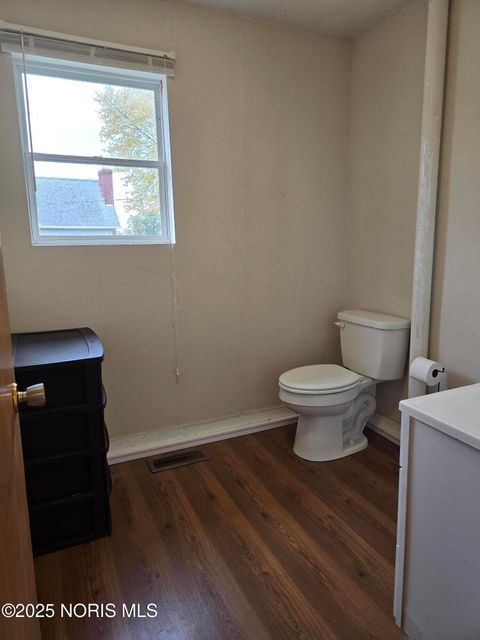 Tiny photo for 204 S Broadway Street, Columbus Grove, OH 45830 (MLS # 10000542)