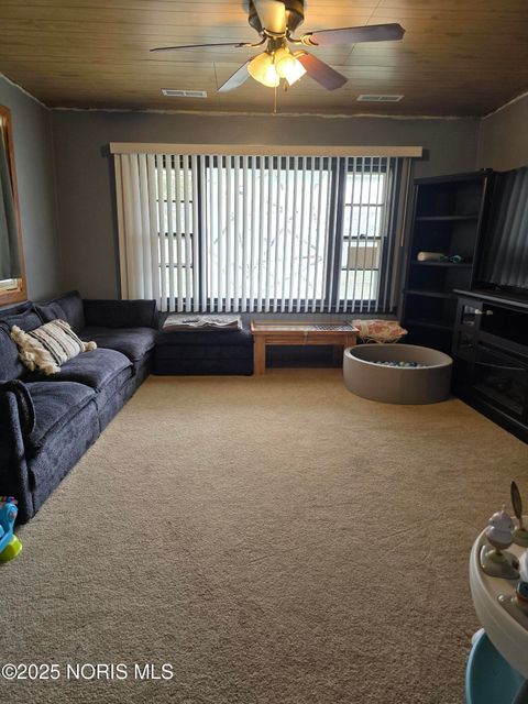 Tiny photo for 204 S Broadway Street, Columbus Grove, OH 45830 (MLS # 10000542)