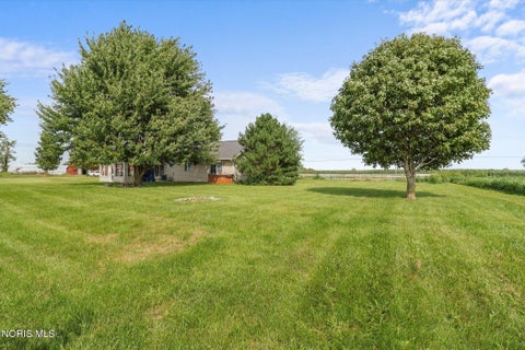 Tiny photo for 2574 County Road 74, Gibsonburg, OH 43431 (MLS # 10012365)