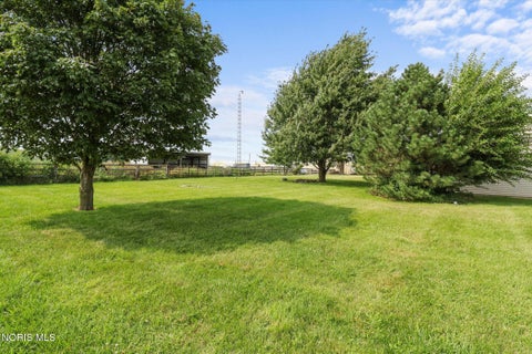 Tiny photo for 2574 County Road 74, Gibsonburg, OH 43431 (MLS # 10012365)