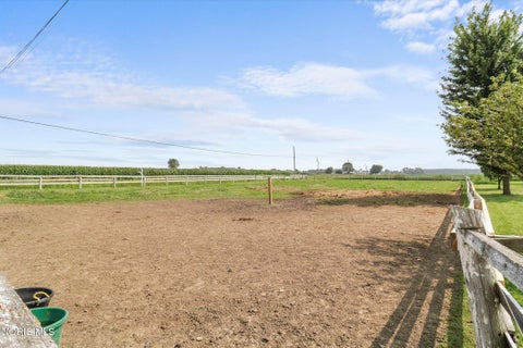 Tiny photo for 2574 County Road 74, Gibsonburg, OH 43431 (MLS # 10012365)