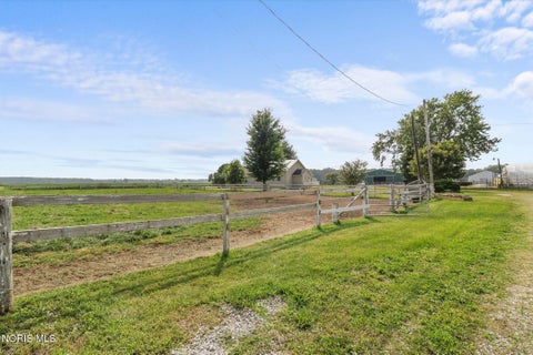 Tiny photo for 2574 County Road 74, Gibsonburg, OH 43431 (MLS # 10012365)