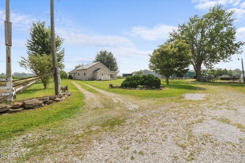 Tiny photo for 2574 County Road 74, Gibsonburg, OH 43431 (MLS # 10012365)