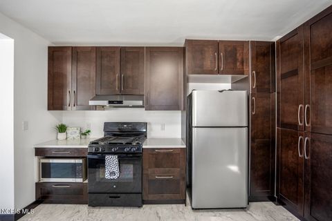 Tiny photo for 159 Smith Street, Elmore, OH 43416 (MLS # 10004625)