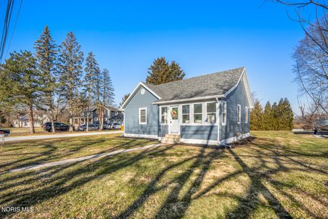 Tiny photo for 159 Smith Street, Elmore, OH 43416 (MLS # 10004625)