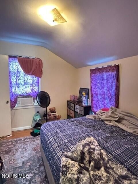Tiny photo for 4406 Burnham Avenue, Toledo, OH 43612 (MLS # 10010631)