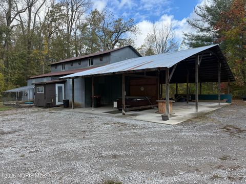 Tiny photo for 11260 Monclova Road, Monclova, OH 43542 (MLS # 10000523)
