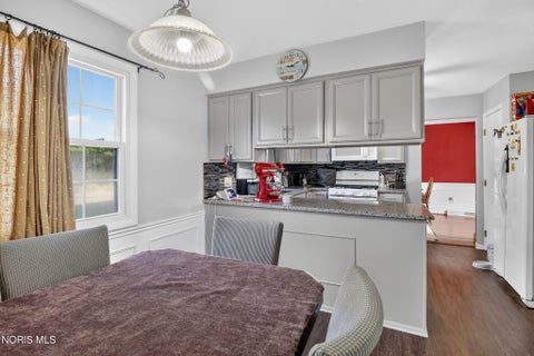 Tiny photo for 4837 Whiteford Road, Toledo, OH 43623 (MLS # 10013317)