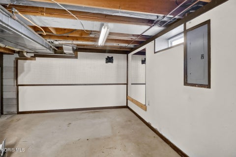 Tiny photo for 4837 Whiteford Road, Toledo, OH 43623 (MLS # 10013317)