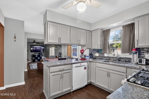 Tiny photo for 4837 Whiteford Road, Toledo, OH 43623 (MLS # 10013317)