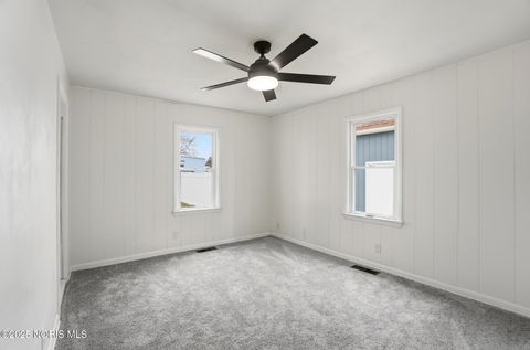 Tiny photo for 904 Morse Street, Findlay, OH 45840 (MLS # 10001780)