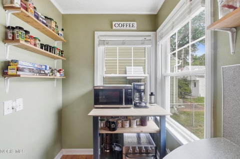 Tiny photo for 3702 Elmhurst Road, Toledo, OH 43613 (MLS # 10013065)