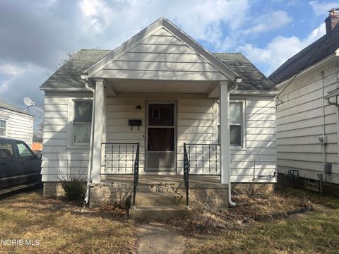 Photo of 616 Waverly Avenue, Toledo, OH 43607 (MLS # 10005299)