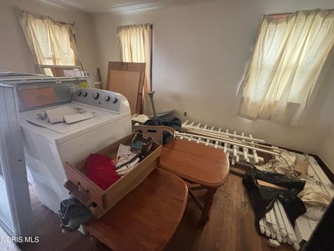 Tiny photo for 616 Waverly Avenue, Toledo, OH 43607 (MLS # 10005299)