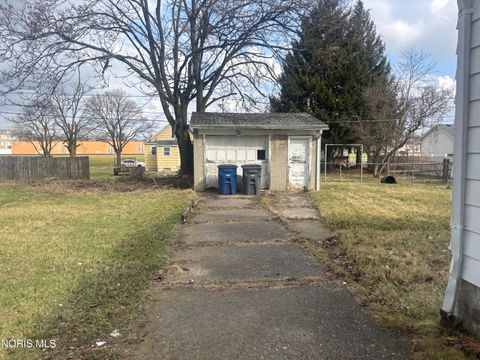 Tiny photo for 616 Waverly Avenue, Toledo, OH 43607 (MLS # 10005299)