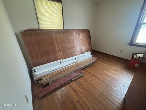 Tiny photo for 616 Waverly Avenue, Toledo, OH 43607 (MLS # 10005299)