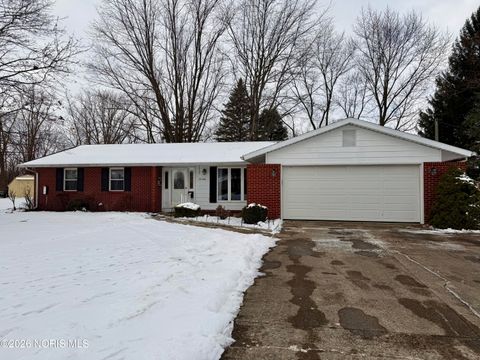 Photo of 260 N Harmony Drive, Napoleon, OH 43545 (MLS # 10003344)