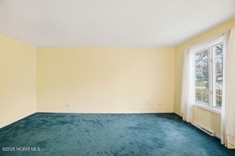 Tiny photo for 2317 Rockspring Road # 104, Toledo, OH 43614 (MLS # 10001624)