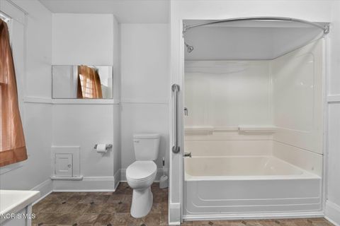 Tiny photo for 2048 Joffre Avenue, Toledo, OH 43607 (MLS # 10005246)