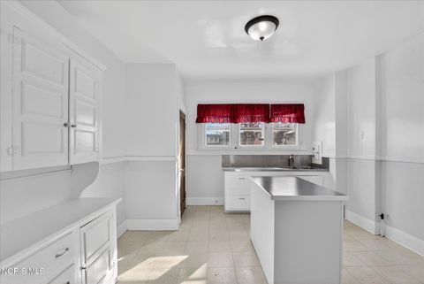 Tiny photo for 2048 Joffre Avenue, Toledo, OH 43607 (MLS # 10005246)