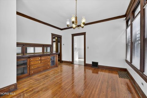 Tiny photo for 2048 Joffre Avenue, Toledo, OH 43607 (MLS # 10005246)