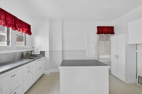 Tiny photo for 2048 Joffre Avenue, Toledo, OH 43607 (MLS # 10005246)