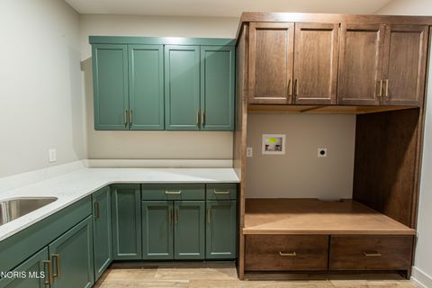 Tiny photo for 9420 Kimball Crk, Sylvania, OH 43560 (MLS # 10005099)