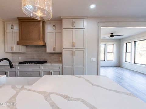 Tiny photo for 9420 Kimball Crk, Sylvania, OH 43560 (MLS # 10005099)