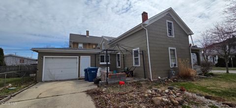 Tiny photo for 1128 Garrison Street, Fremont, OH 43420 (MLS # 10005820)