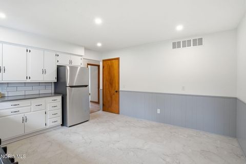 Tiny photo for 1385 Flechtner Road, Fostoria, OH 44830 (MLS # 10007788)