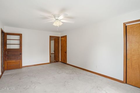 Tiny photo for 1385 Flechtner Road, Fostoria, OH 44830 (MLS # 10007788)