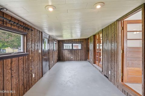 Tiny photo for 1385 Flechtner Road, Fostoria, OH 44830 (MLS # 10007788)