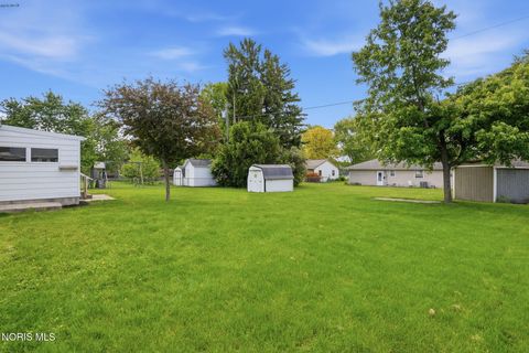 Tiny photo for 1385 Flechtner Road, Fostoria, OH 44830 (MLS # 10007788)