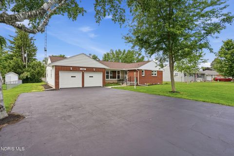 Tiny photo for 1385 Flechtner Road, Fostoria, OH 44830 (MLS # 10007788)