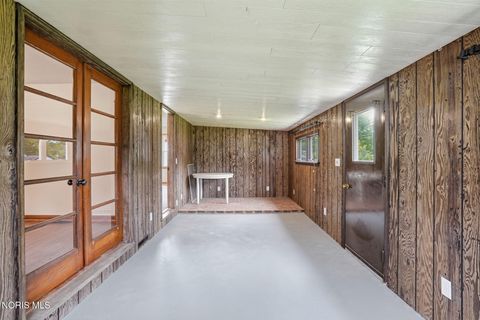 Tiny photo for 1385 Flechtner Road, Fostoria, OH 44830 (MLS # 10007788)