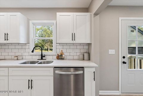 Tiny photo for 3239 N Main Street, Findlay, OH 45840 (MLS # 10003003)