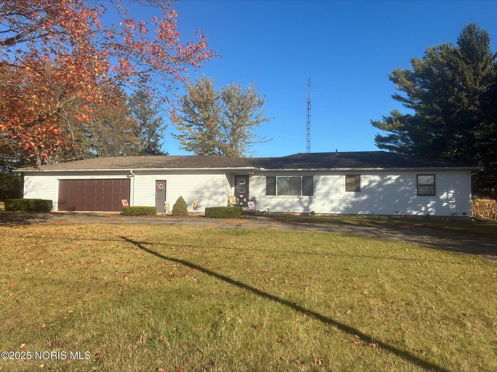 Photo for 12341 County Road C, Bryan, OH 43506 (MLS # 10000723)