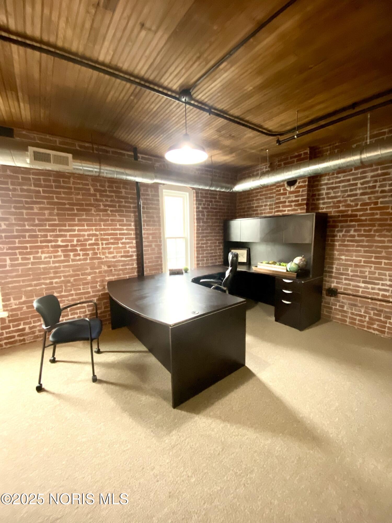 Findlay, Ohio 45840, United States, ,Residential,Active,60201