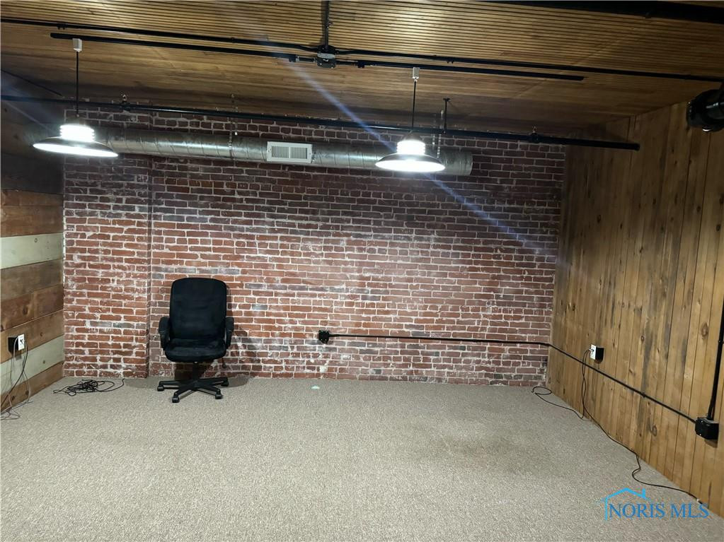 Findlay, Ohio 45840, United States, ,Residential,Active,60201