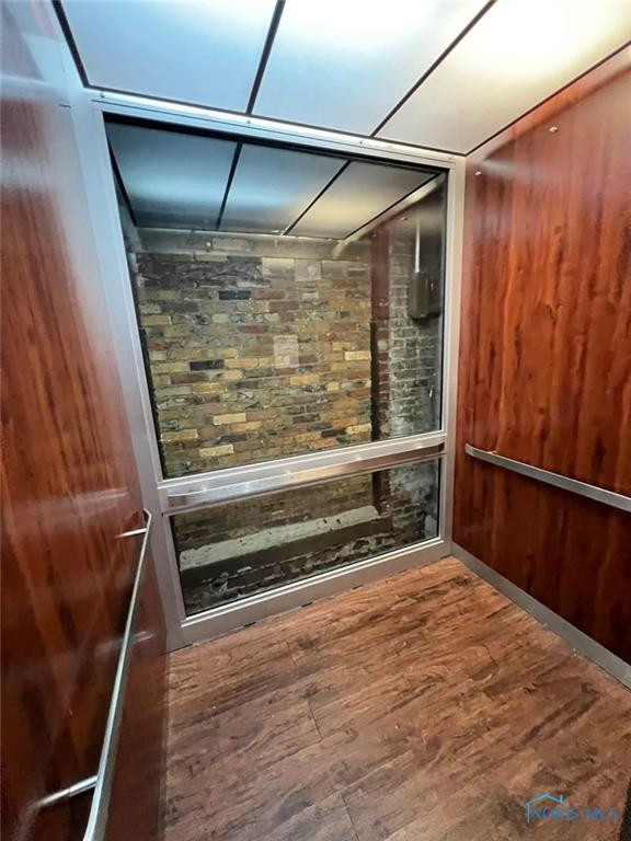 Findlay, Ohio 45840, United States, ,Residential,Active,60201