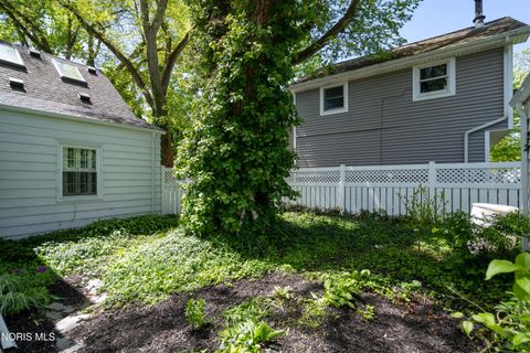 Tiny photo for 528 Elm Street, Perrysburg, OH 43551 (MLS # 10007383)