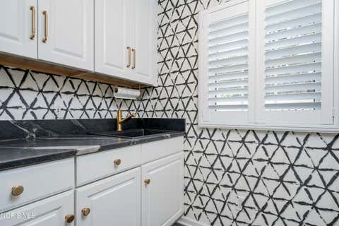 Tiny photo for 528 Elm Street, Perrysburg, OH 43551 (MLS # 10007383)